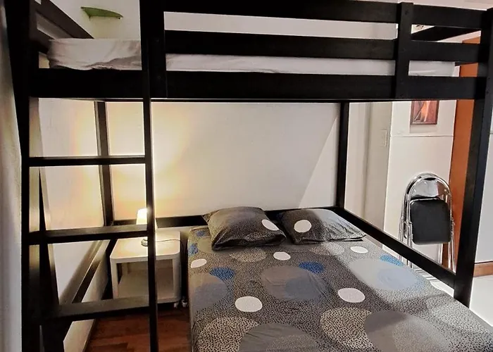 Cosy 33 M² Limite Lyon. Parking Privatif. 公寓