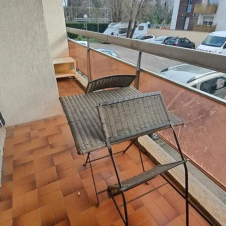 Cosy 33 M² Limite Lyon. Parking Privatif. Apartamento *
