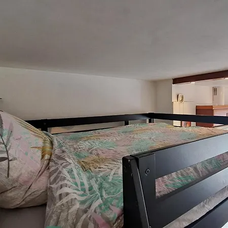 Cosy 33 M² Limite Lyon. Parking Privatif. Apartamento